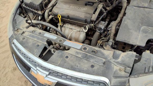 2011 Top Plastic Cover Above Radiator Support Sight Shield OEM — photo 1