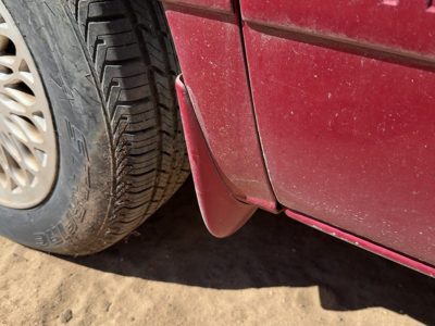 1996-2000 Chrysler Town & Country Driver Left Front Mud Flap
