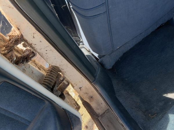 91-99 Olds Eighty Eight Driver Left Rear Lower Sill Plate Step Trim Panel Oem — photo 2