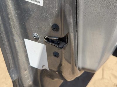 2004-2006 Cadillac Srx Driver Left Front Door Latch With Rods/Cables Oem