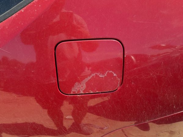 2004-2009 Fuel Tank Door With Hinge Gas Lid Oem Filler Rear 5-Door Hatchback — photo 2