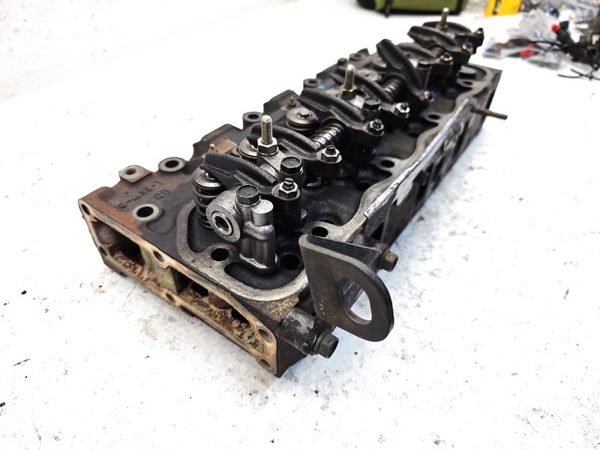1996 Isuzu Npr Cylinder Head Assembly Oem 4Bd2 3.9L — photo 8