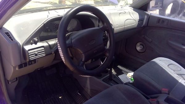 1996 Ford Escort Spindle Knuckle Front RH — photo 5