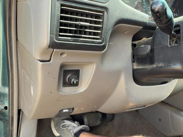 95-97 Isuzu Rodeo Lower Dash Under Column Knee Bolster Trim Panel Oem Gray 160 — photo 3