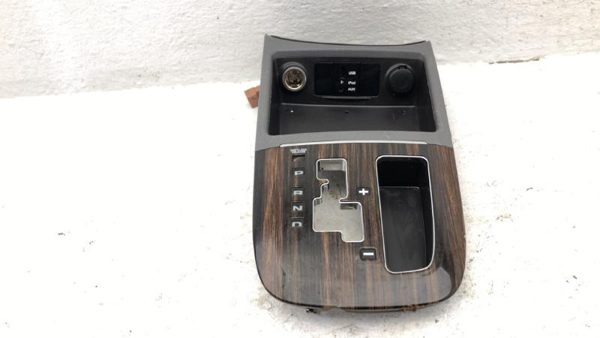 2010-2012 Hyundai Santa Floor Shifter Bezel Console Trim Oem — photo 2