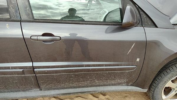 2007 Chevrolet Equinox Front Door RH Granite Gray 44U — photo 2