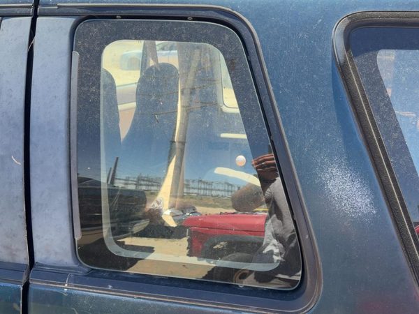 1991-1997 Ford Explorer 2 Dr Driver Left Rear Quarter Glass Back Side Window Oem — photo 1