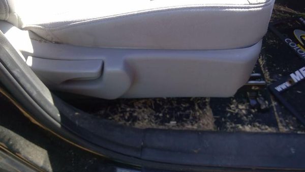 11-14 Kia Sorento Passenger Right Side Seat Trim Panel Oem Black Eb — photo 2