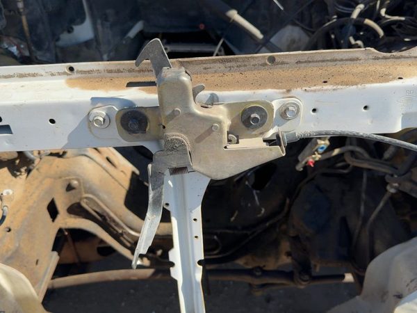 1992-1997 Ford F250 Hood Latch Assembly With Bracket Oem F2Tz16138C — photo 4