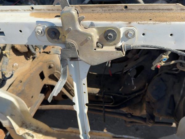 1992-1997 Ford F250 Hood Latch Assembly With Bracket Oem F2Tz16138C — photo 5