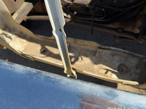 1992-1997 Ford F250 Hood Latch Assembly With Bracket Oem F2Tz16138C — photo 6
