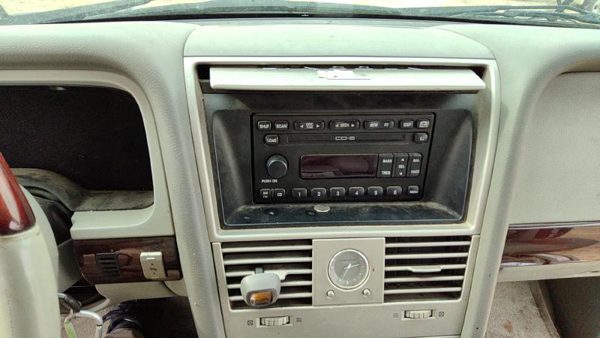 2003 Lincoln Aviator Dash Panel Gray Bl — photo 2