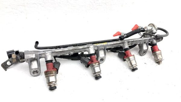 1995-1998 Suzuki Sidekick Complete Fuel Rail With Injectors Set Loaded Oem 1.8L — photo 1