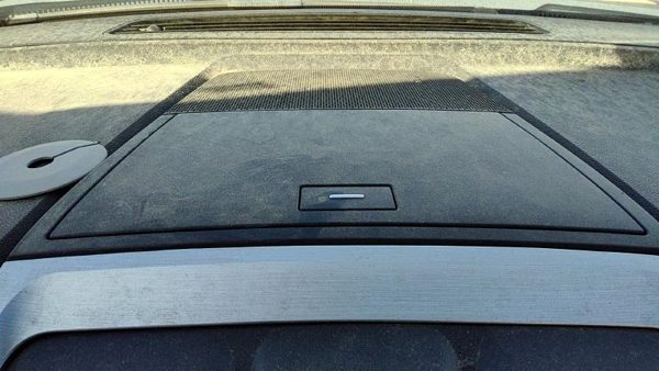 2009-2010 Gmc Acadia Upper Dash Cubby Oem Compartment Black 25913899 — photo 1