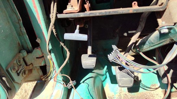 1971 Chevy Van G20 Parking Brake Pedal Assembly Oem Complete Emergency Unit — photo 1