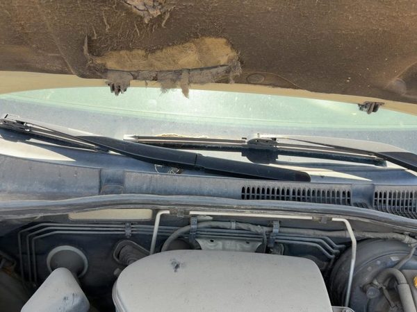 2006 Subaru Legacy Outback Windshield Wiper Cowl Vent Trim Panel Cover OEM — photo 3