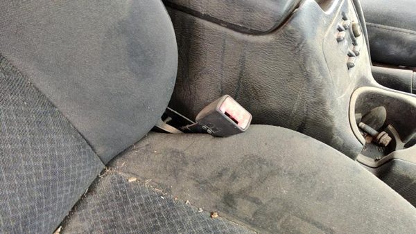 2002-2003 Jeep Liberty Passenger Right Front Seat Belt Buckle Receiver Gray M5dv — photo 2