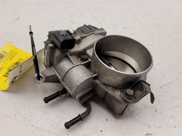 2010 Hyundai Santa Fe Throttle Body 3.5L Oem 351003C700 — photo 3