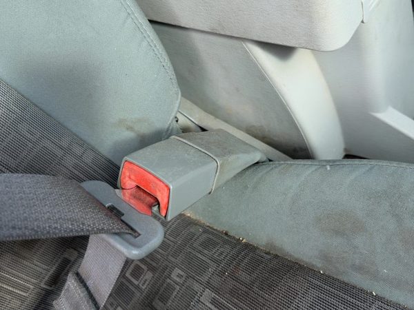 06-10 Pt Cruiser Passenger Right Front Seat Belt Buckle Receiver Oem Gray D7Dv — photo 4