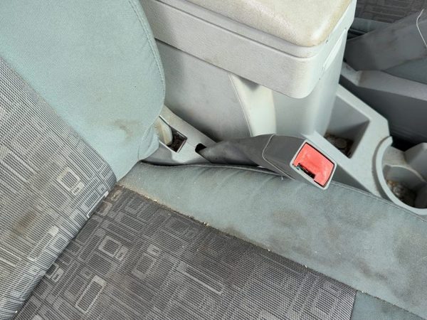 06-10 Pt Cruiser Passenger Right Front Seat Belt Buckle Receiver Oem Gray D7Dv — photo 3