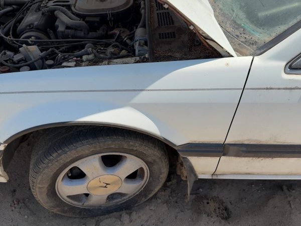 1986-1989 Honda Accord Lx Driver Left Front Fender Oem White 3031275 — photo 4