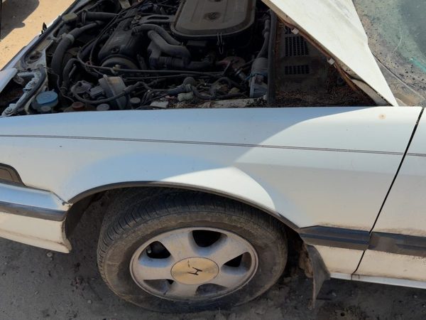 1986-1989 Honda Accord Lx Driver Left Front Fender Oem White 3031275 — photo 5