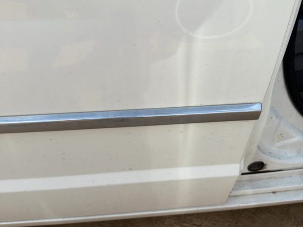 10 Town & Country Passenger Right Rear Moulding From Door Oem Back Trim Strip — photo 5