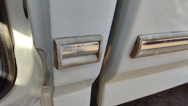 1992-1996 Ford F150 Driver Left Cab Corner Moulding Trim Chrome Oem — photo 2