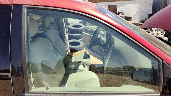 2004-2007 Chrysler Town Country Passenger Right Front Side Window Door Glass Oem — photo 3