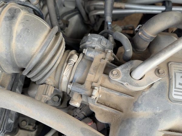 2008-2010 Chrysler Town & Country Throttle Body Valve Oem With Sensors 3.8L — photo 3