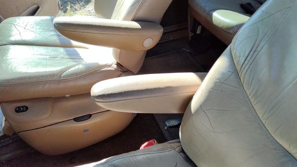 1996-2000 Town & Country Driver Left Front Arm Rest Oem K5 Camel Lh — photo 1