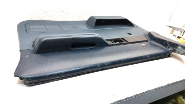 1988-1993 Gmc Sierra 2500 Passenger Right Front Door Trim Panel Oem Blue — photo 10
