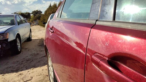 2006 Mitsubishi Galant Rear Door RH P06 Ultra Red Pearl — photo 4