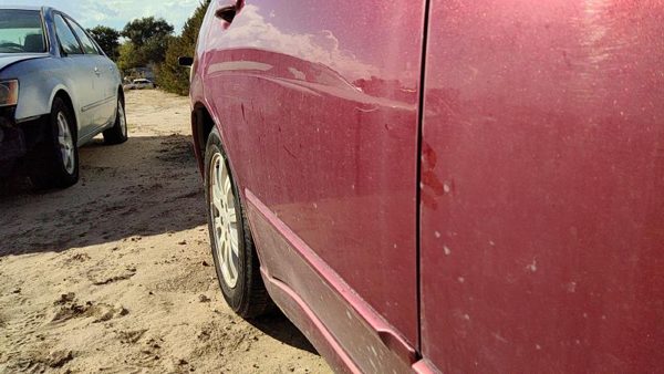 2006 Mitsubishi Galant Rear Door RH P06 Ultra Red Pearl — photo 5