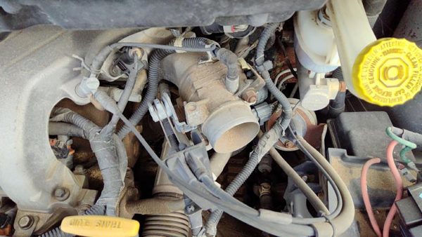 1998-2000 Chrysler Town & Country Throttle Body Valve Oem With Sensors 3.8L — photo 4