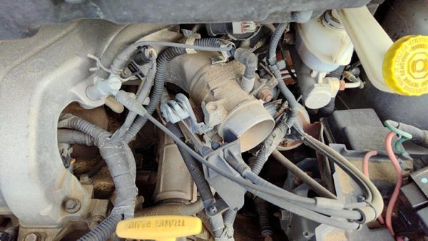 1998-2000 Chrysler Town & Country Throttle Body Valve Oem With Sensors 3.8L — photo 3