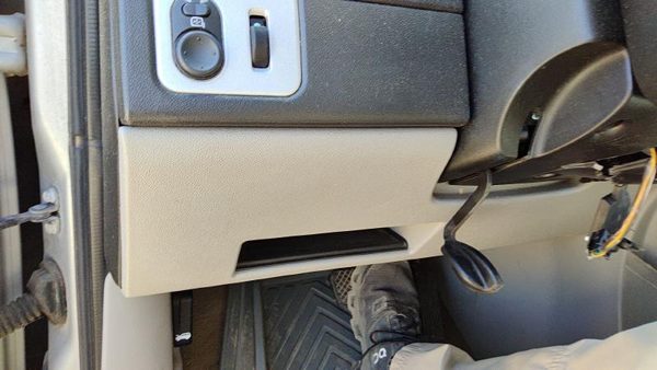 07-09 Chevy Equinox Lower Dash Under Column Knee Bolster Trim Panel Oem Gray 14B — photo 2
