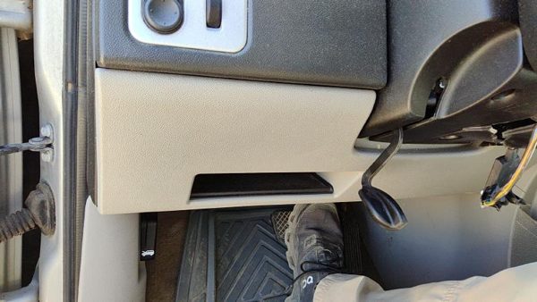 07-09 Chevy Equinox Lower Dash Under Column Knee Bolster Trim Panel Oem Gray 14B — photo 1