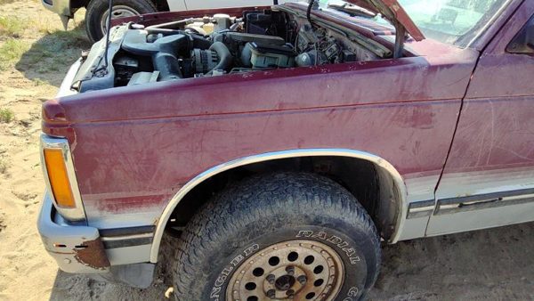 1993 Chevrolet S10 Blazer Fender LH Red — photo 5