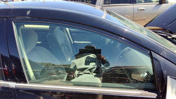 2007-2012 Nissan Sentra Passenger Right Front Side Window Door Glass Oem — photo 2