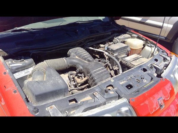 2003 Saturn Vue Crossmember/cradle/undercarria 2.2L FWD W/512 — photo 2