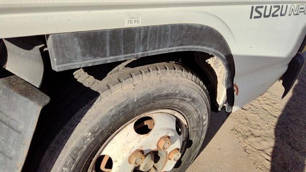 95-07 Passenger Right Front Wheel Flare Moulding Oem Fender — photo 4