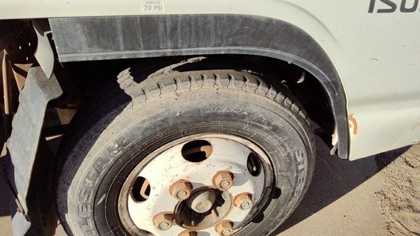 95-07 Passenger Right Front Wheel Flare Moulding Oem Fender — photo 2