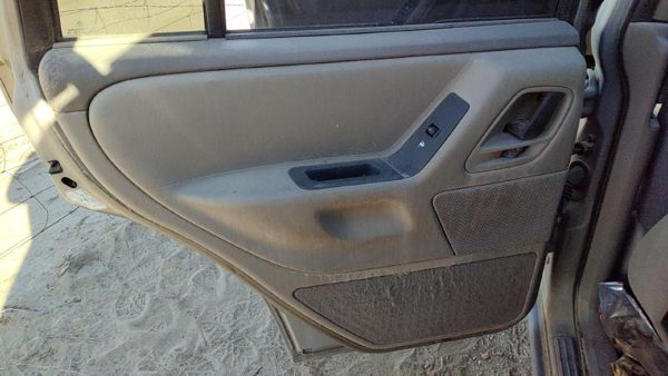 00-01 Grand Cherokee Driver Left Rear Door Trim Panel With Switches Back Gray — photo 2