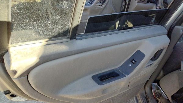 00-01 Grand Cherokee Driver Left Rear Door Trim Panel With Switches Back Gray — photo 4