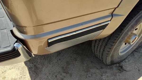 1992-2000 Silverado 2500 Passenger Right Rear Moulding On Box Oem — photo 5