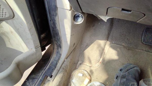09-11 Ford Focus Driver Left Lower Kick Trim Panel Oem Gray Gs — photo 3