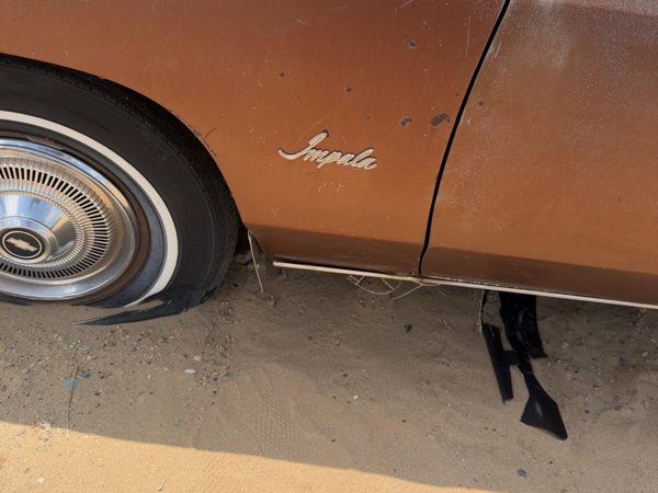 1974-1975 Chevy Impala Driver Left Front Fender Oem 00359091 — photo 4