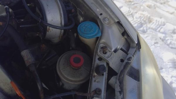 1996-2000 Honda Civic Windshield Washer Fluid Reservoir With Pump Oem Wiper Tank — photo 5