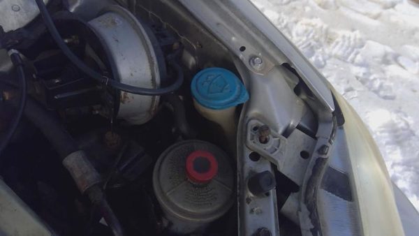 1996-2000 Honda Civic Windshield Washer Fluid Reservoir With Pump Oem Wiper Tank — photo 7
